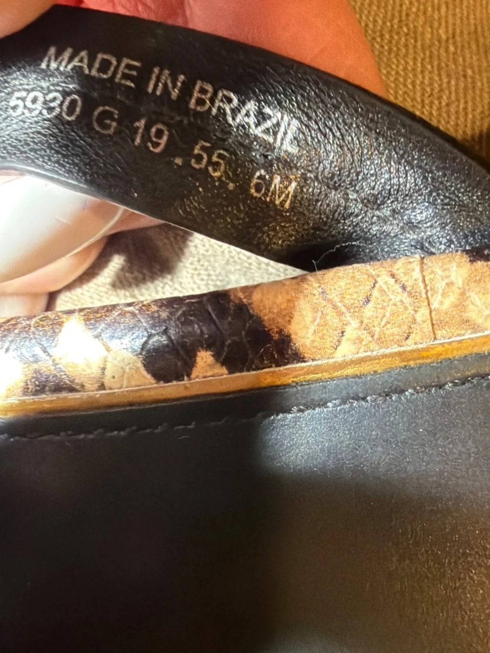 Tory Burch Miller Snakeskin Sandals Flats 6